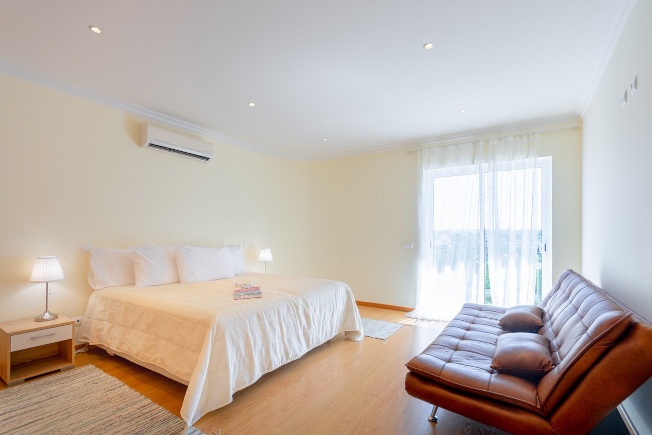 Appartement+3.5+pie-ces+Piscines+-+garage+a-+Lagos+-+Chambre3