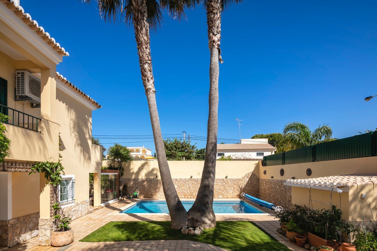 Vila+à+côté+du+golf+exterieur